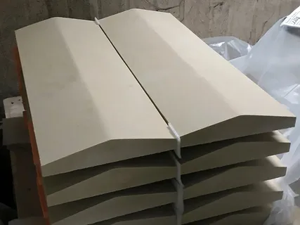 парапетная крышка из бетона